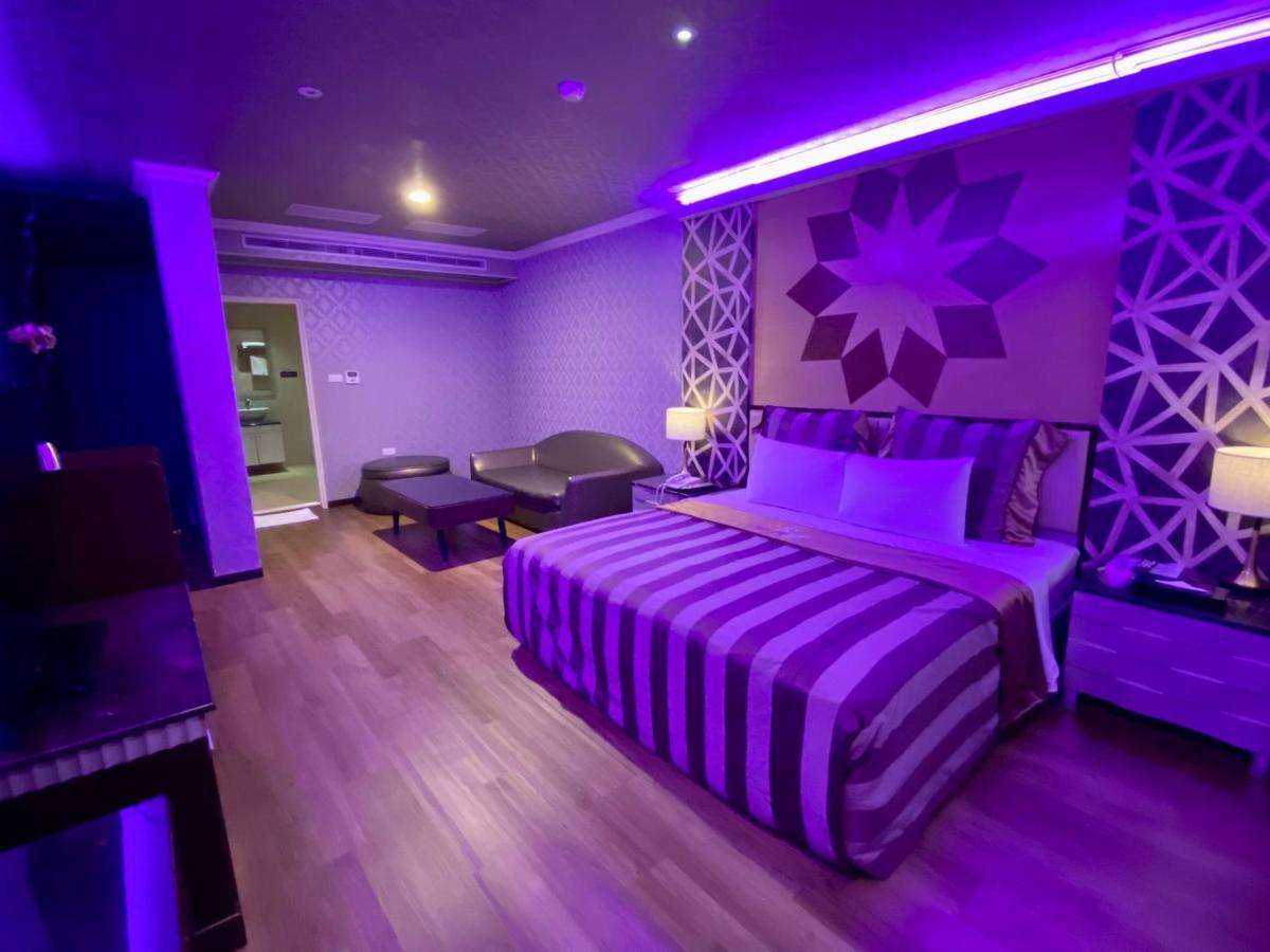 Huang Xing Motel Pingtung ภายนอก รูปภาพ