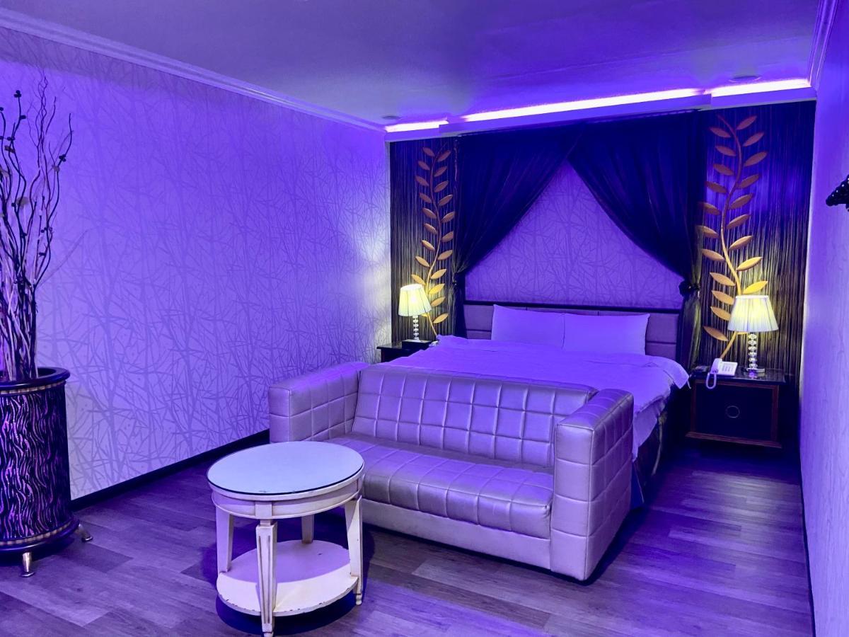 Huang Xing Motel Pingtung ภายนอก รูปภาพ