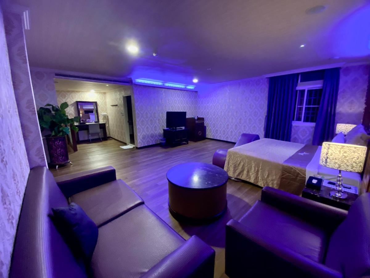 Huang Xing Motel Pingtung ภายนอก รูปภาพ