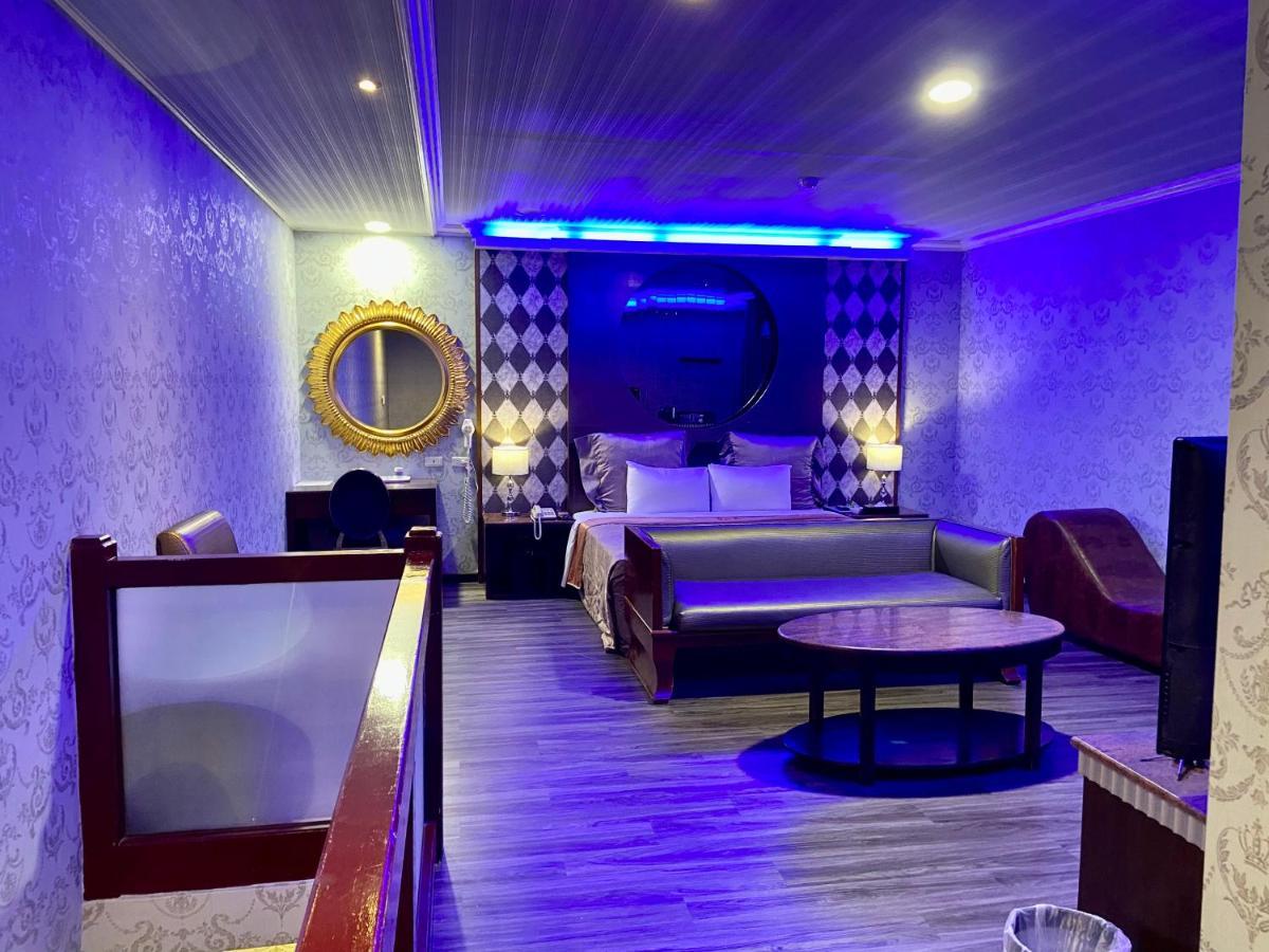 Huang Xing Motel Pingtung ภายนอก รูปภาพ