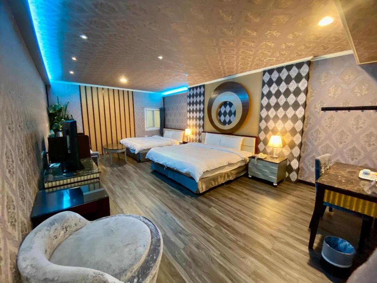 Huang Xing Motel Pingtung ภายนอก รูปภาพ