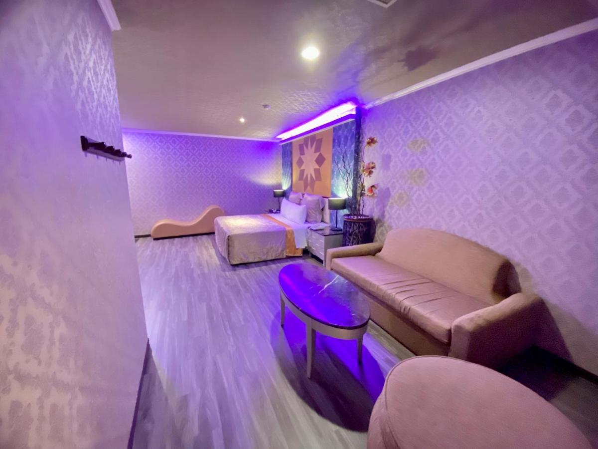 Huang Xing Motel Pingtung ภายนอก รูปภาพ
