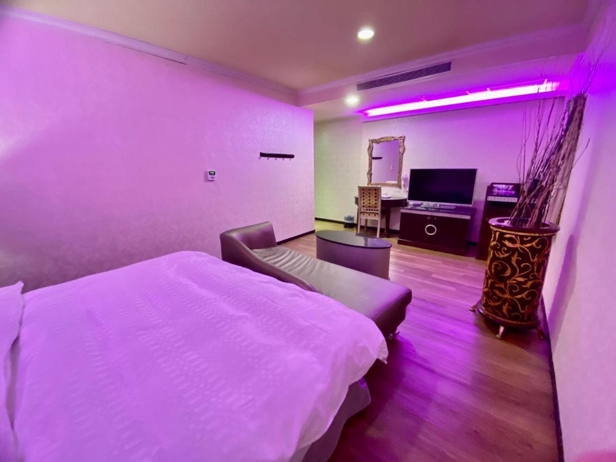Huang Xing Motel Pingtung ภายนอก รูปภาพ