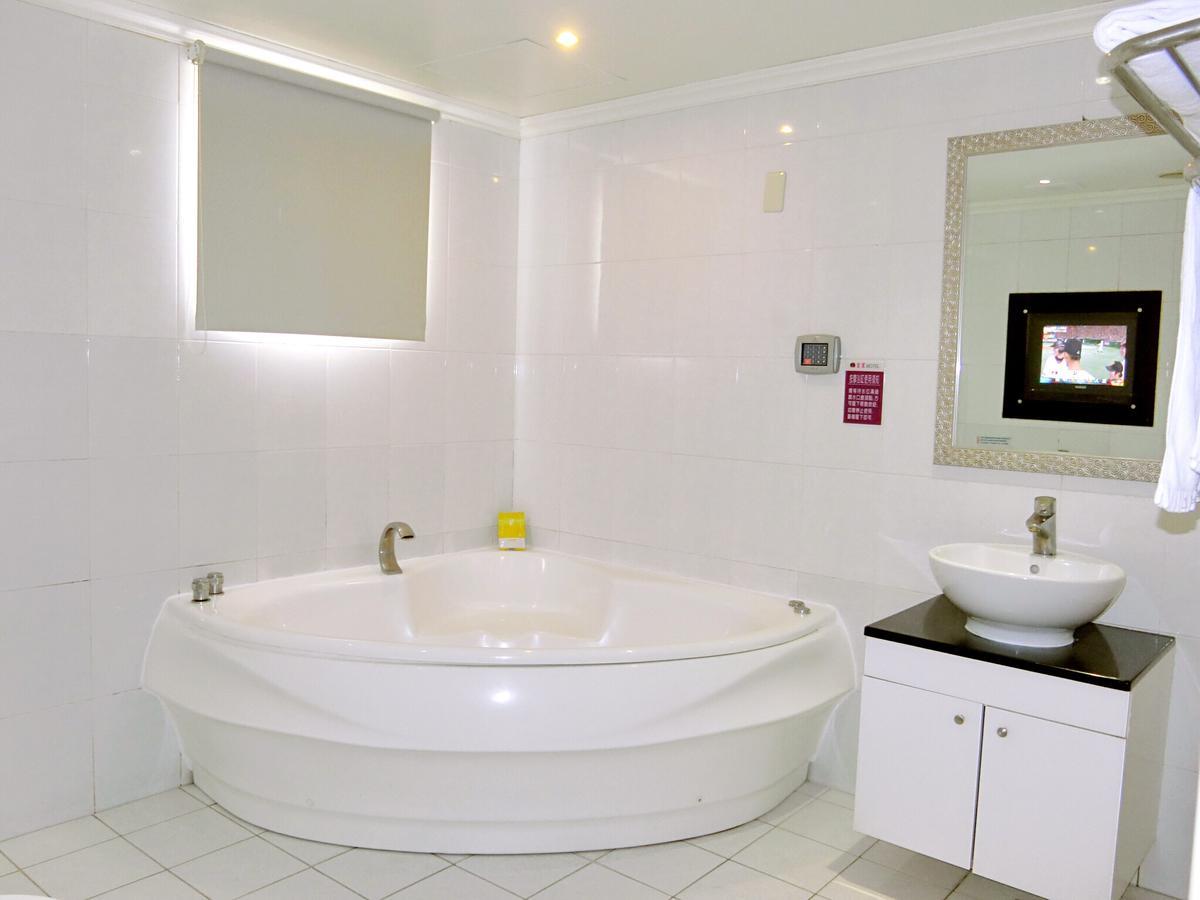 Huang Xing Motel Pingtung ภายนอก รูปภาพ